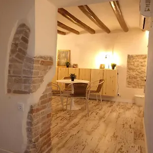  Apartment Petra -old With Terrace And Barbecue- Spanien